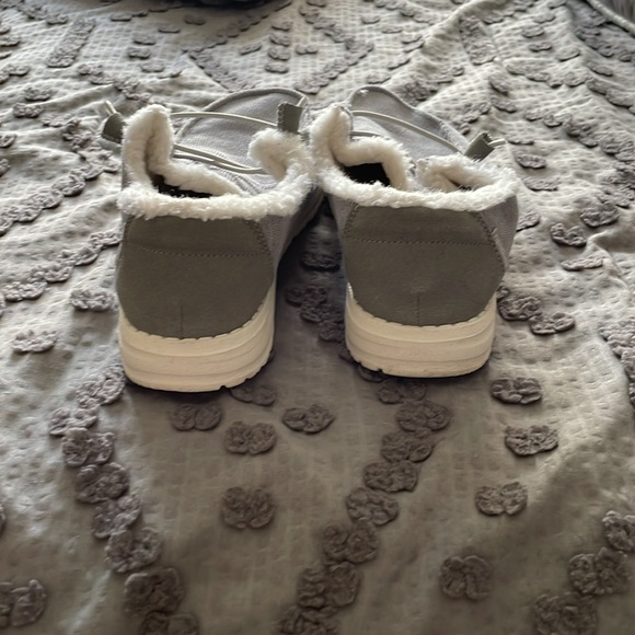 Hey Dude Wendy Light Gray Slip-On Shoes with Cream Lining - Picture 5 of 7